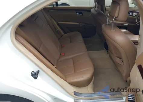 2008 Mercedes-Benz S 550 4Matic из США, поврежденный, VIN WDDNG86X58A221688